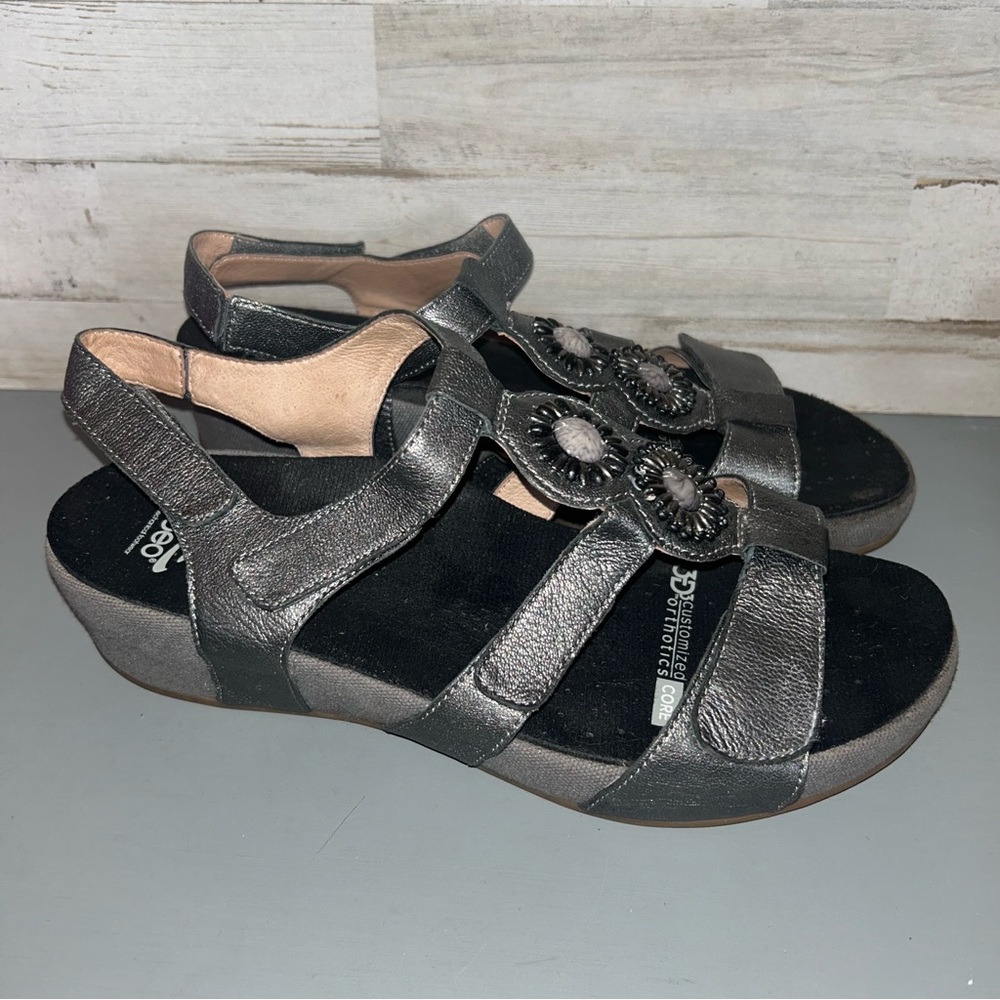 Abeo GIA Strappy Slingback Sandal Womens Metallic Silver Leather Sz 10